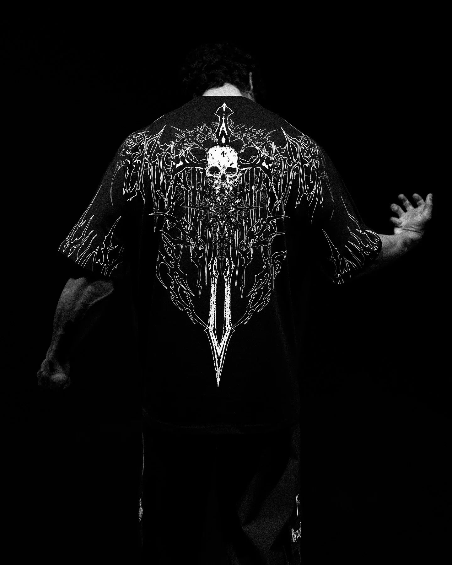 Ghost Pump Oversized T-shirt [VOID BLACK]